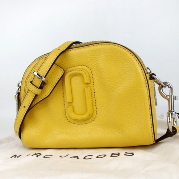 Authentic MARC JACOBS M0009474 shutter Shoulder Bag leather [Used] - Picture 1 of 16